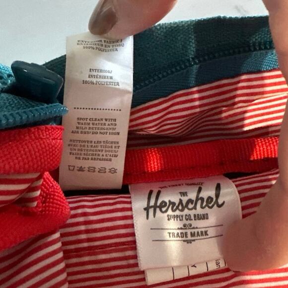 Hershel Pop Quiz 25L Backpack, Turquoise and Black, Unisex, EUC - Picture 4 of 4